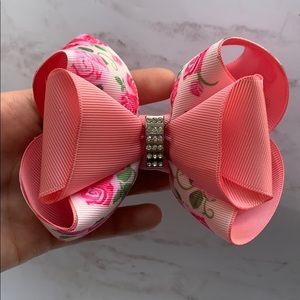 Hair bow